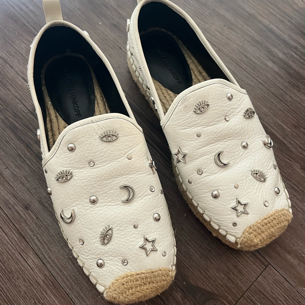 White Rebecca Minkoff espadrilles with silver charms